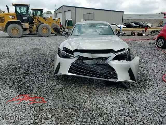 LEXUS IS 2022 - JTHAA1D25N5121912