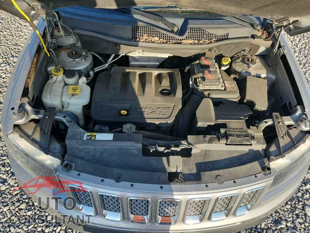 JEEP COMPASS 2017 - 1C4NJDEB3HD128676