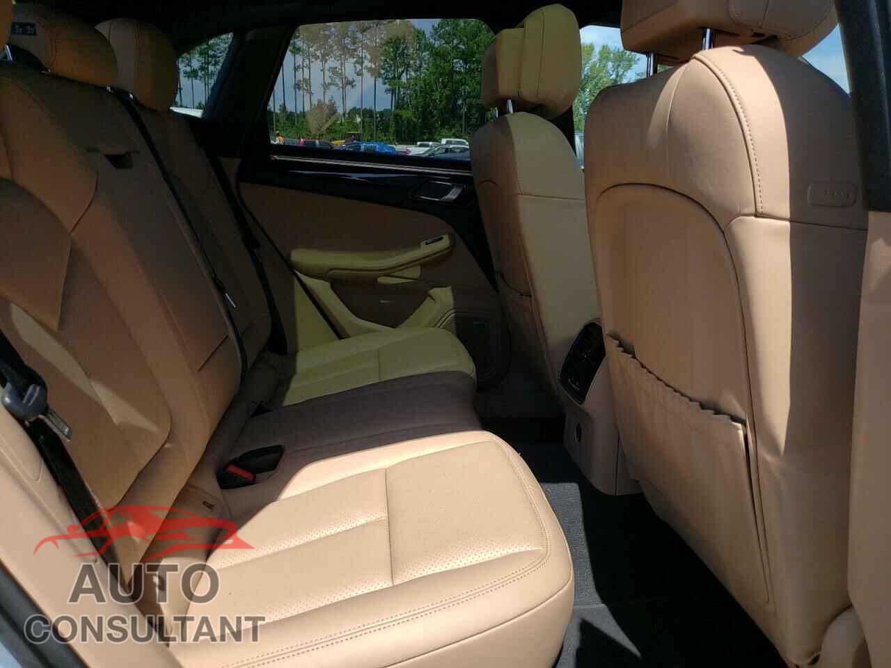 PORSCHE MACAN 2020 - WP1AA2A54LLB11675