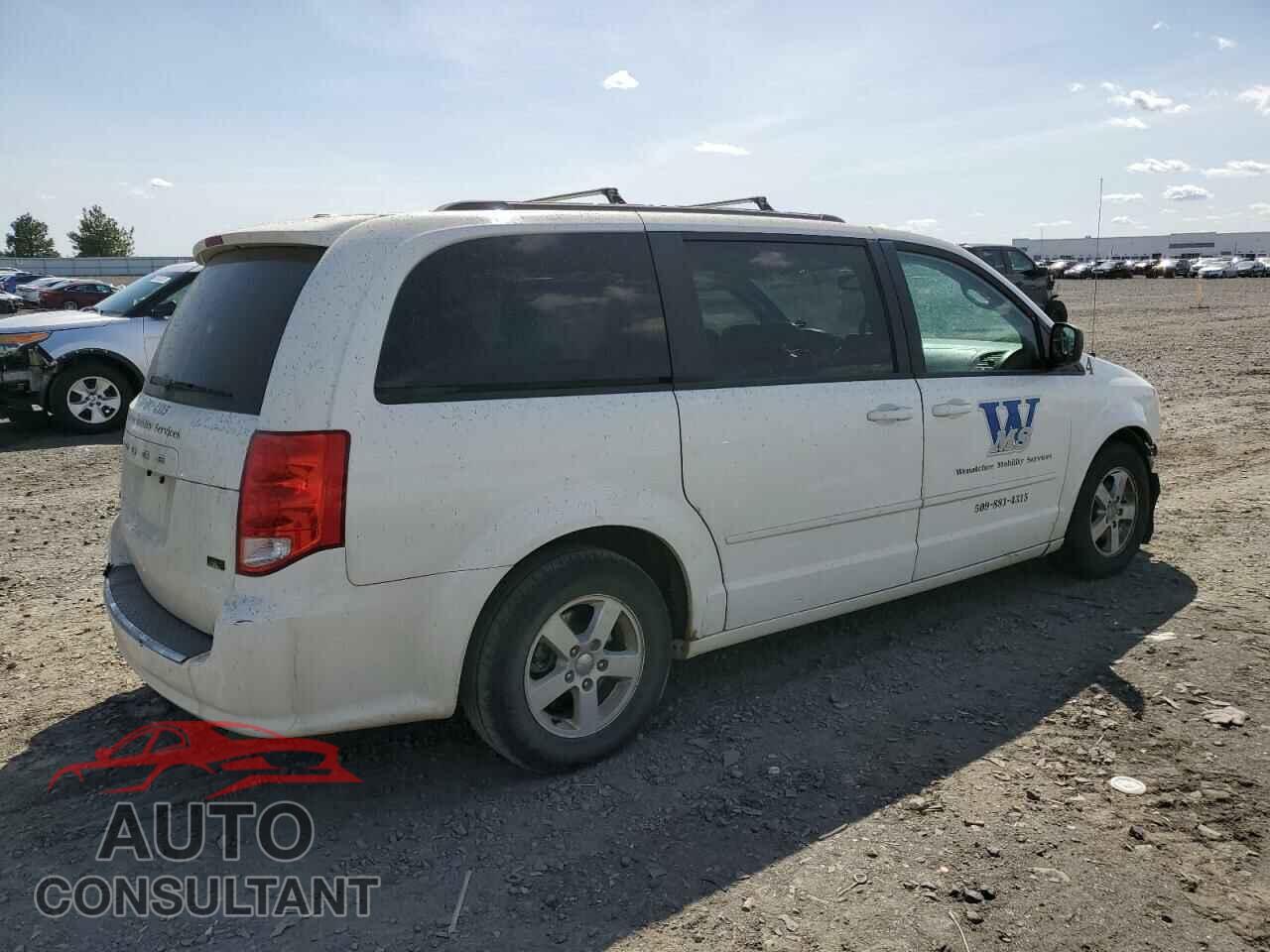 DODGE CARAVAN 2011 - 2D4RN4DG3BR673111