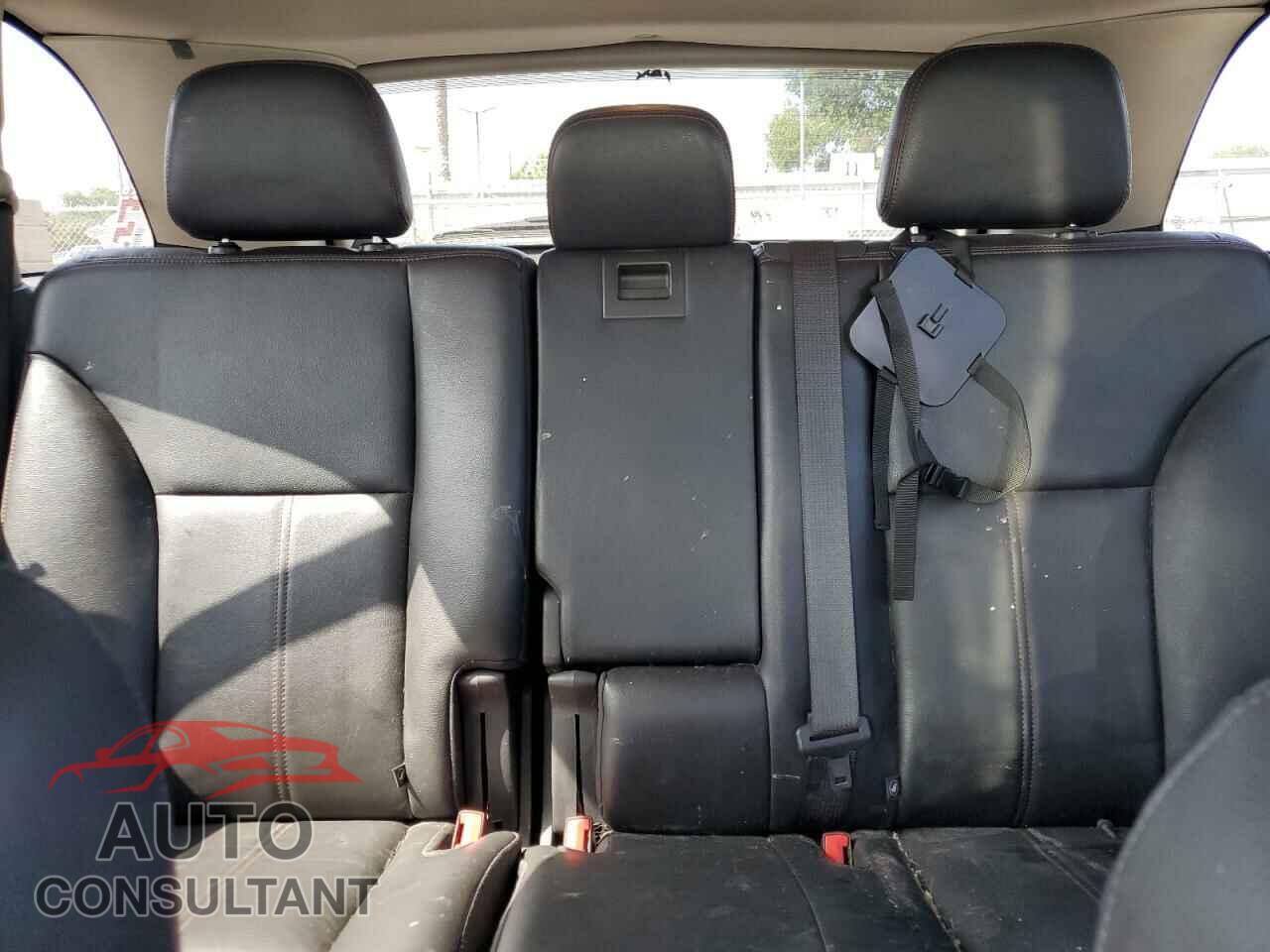 FORD EDGE 2011 - 2FMDK3JC4BBA86061