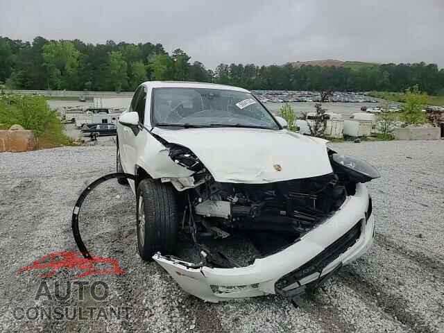 PORSCHE CAYENNE 2016 - WP1AA2A25GLA10575