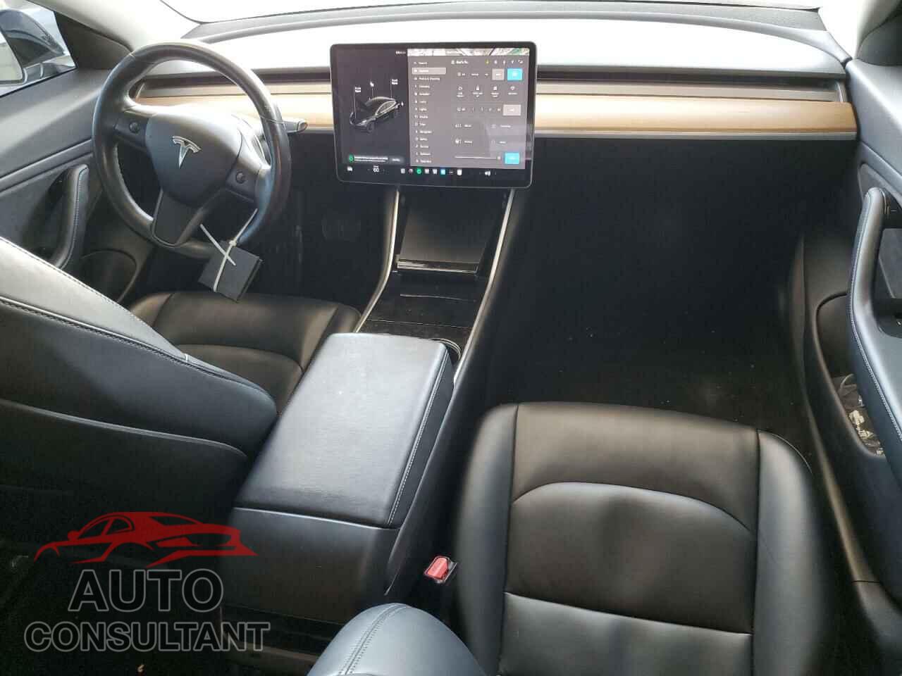 TESLA MODEL 3 2018 - 5YJ3E1EA8JF012552