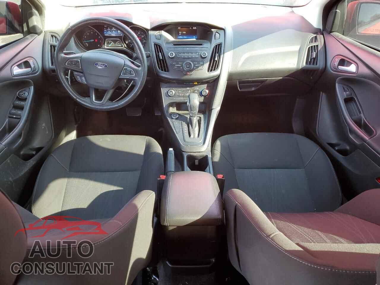 FORD FOCUS 2017 - 1FADP3K28HL301256