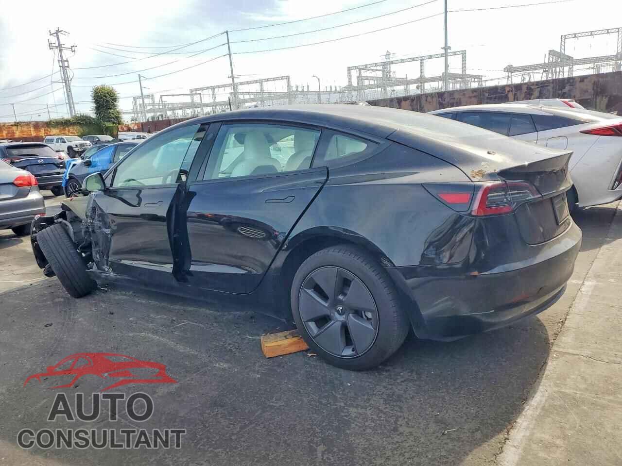 TESLA MODEL 3 2023 - 5YJ3E1EA5PF552045