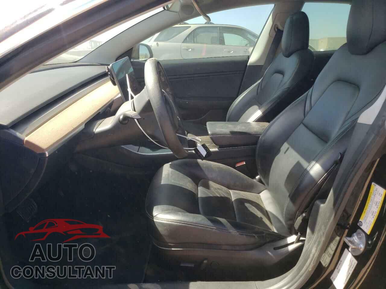TESLA MODEL 3 2019 - 5YJ3E1EB7KF451655