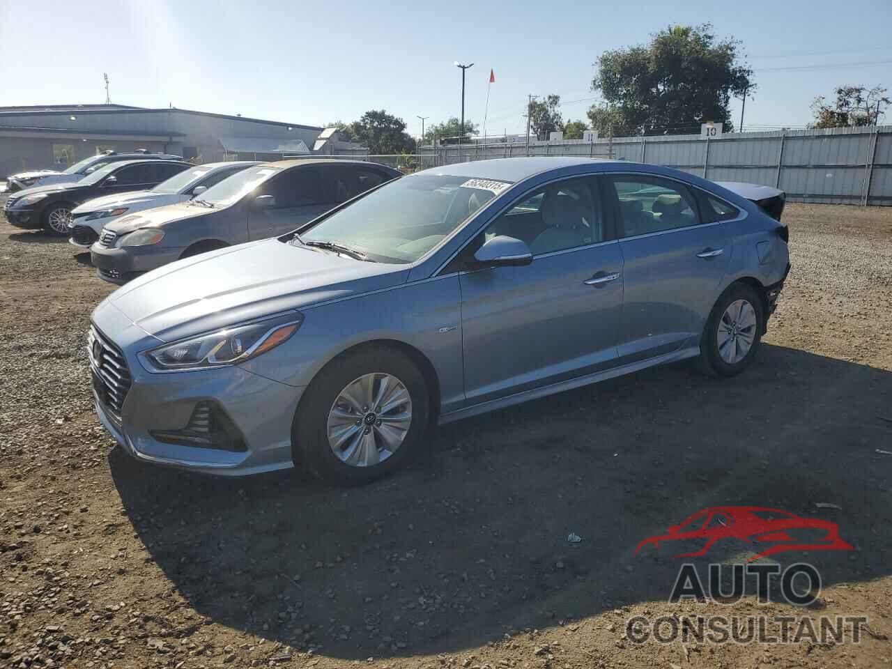 HYUNDAI SONATA 2018 - KMHE24L31JA078565