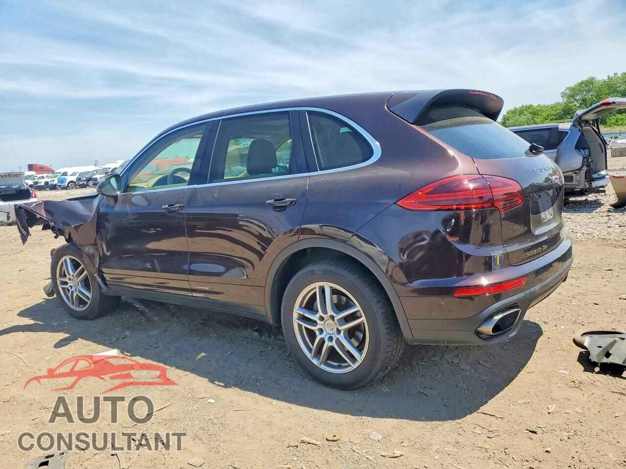 PORSCHE CAYENNE 2016 - WP1AA2A28GLA01711