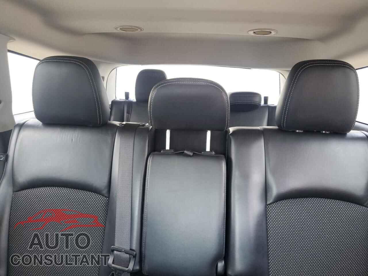 DODGE JOURNEY 2018 - 3C4PDCGG7JT187040