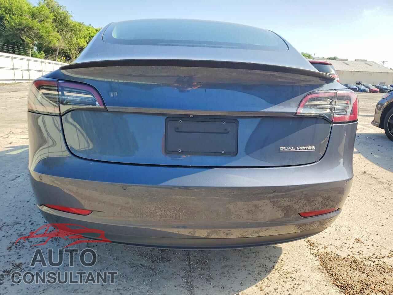 TESLA MODEL 3 2020 - 5YJ3E1EC2LF602945