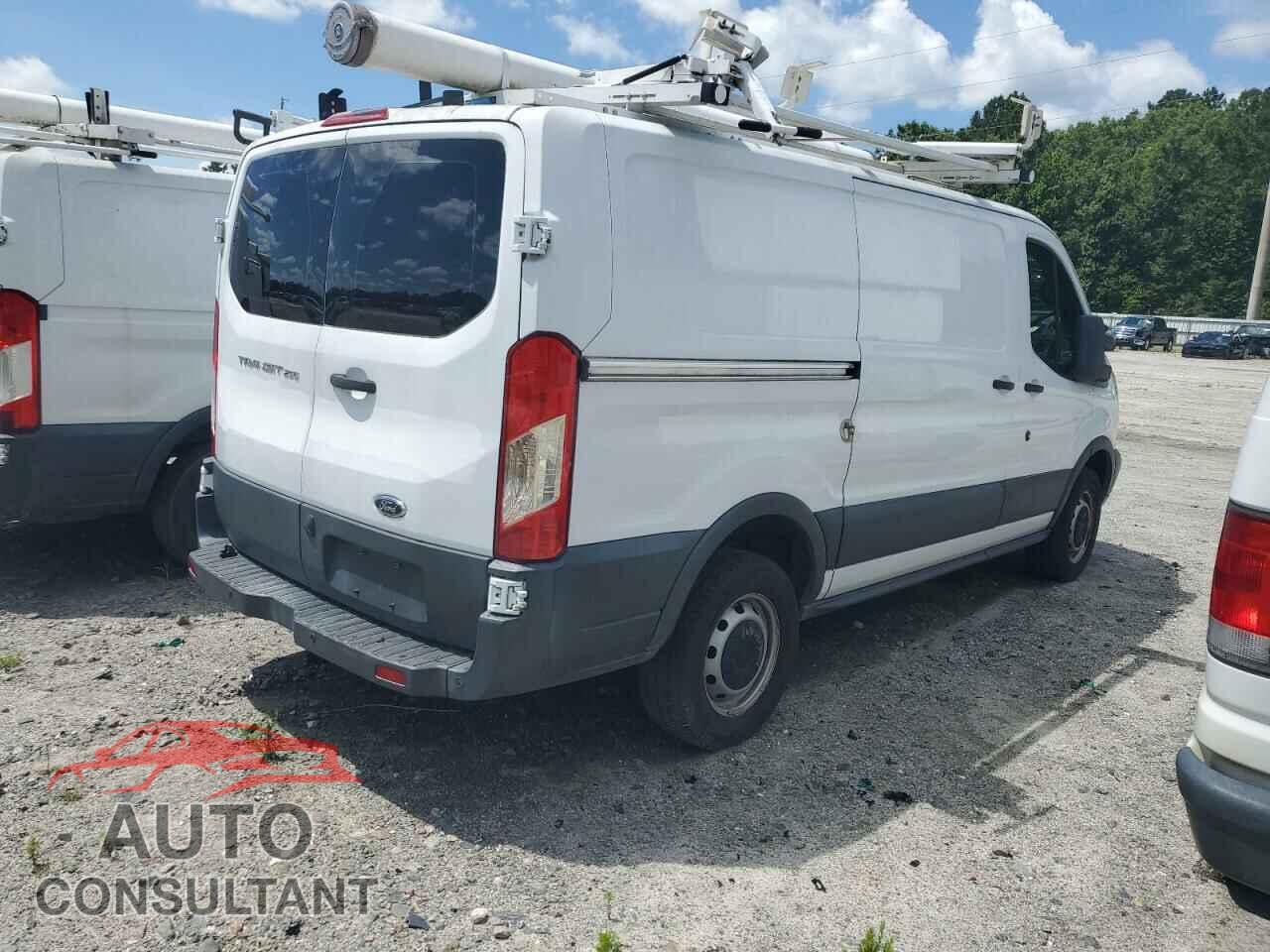 FORD TRANSIT 2015 - 1FTNR1YM9FKB32907