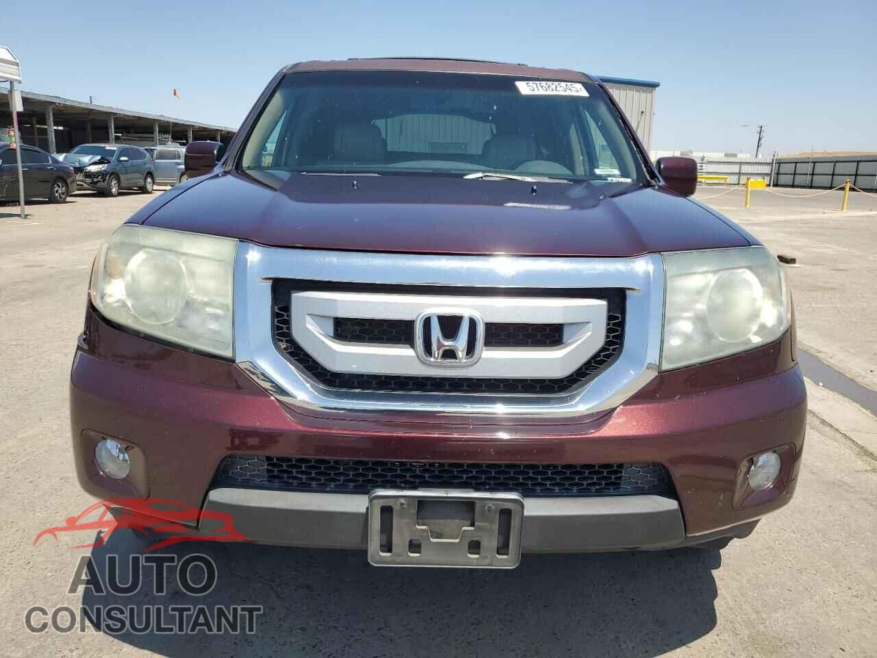 HONDA PILOT 2011 - 5FNYF4H59BB095235