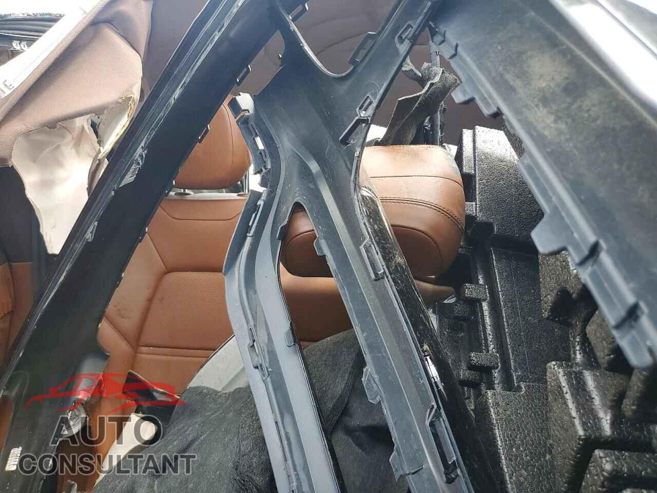 PORSCHE CAYENNE 2019 - WP1AB2AY2KDA62752