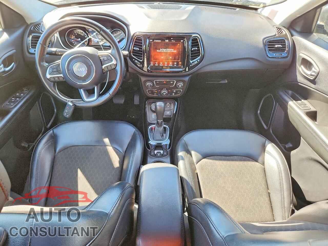 JEEP COMPASS 2020 - 3C4NJDBB6LT120580