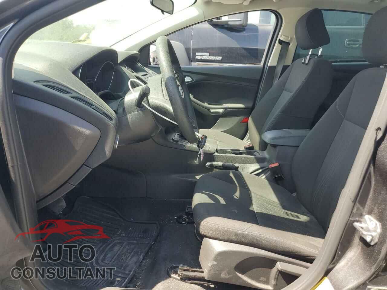 FORD FOCUS 2015 - 1FADP3F23FL200729