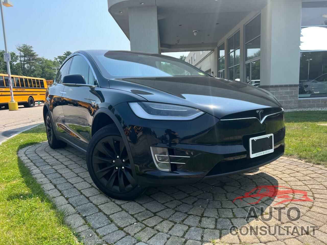 TESLA MODEL X 2017 - 5YJXCAE2XHF078868