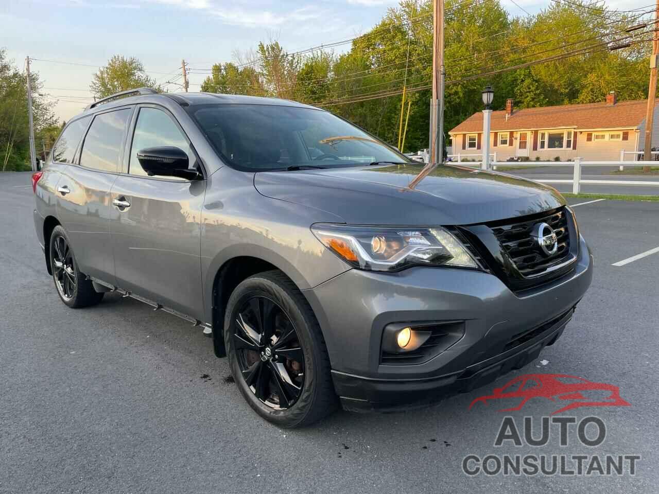 NISSAN PATHFINDER 2018 - 5N1DR2MM6JC649216