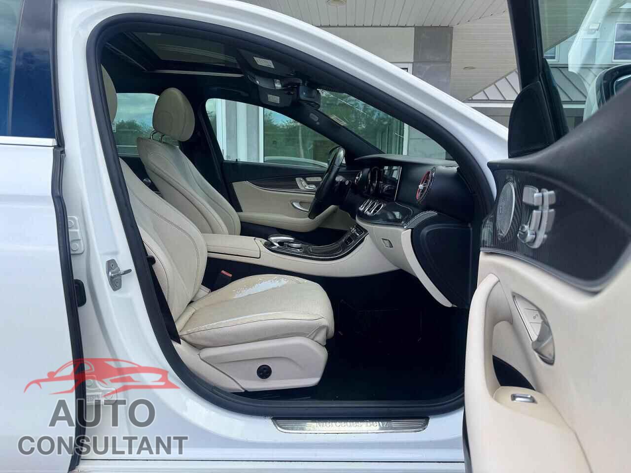 MERCEDES-BENZ E-CLASS 2017 - WDDZF4JB5HA048053