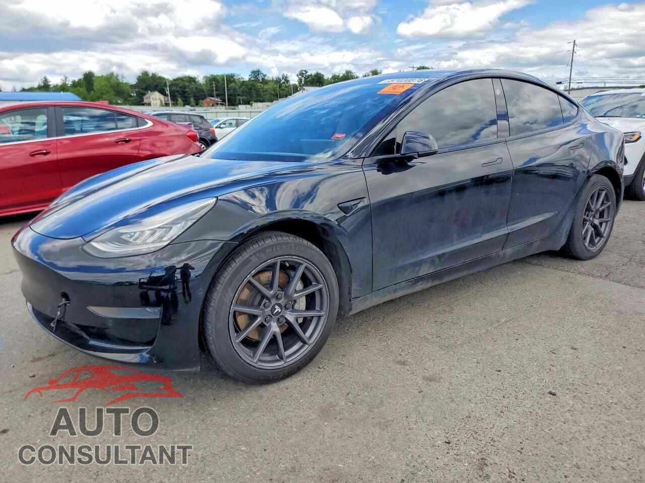 TESLA MODEL 3 2021 - 5YJ3E1EA5MF859307
