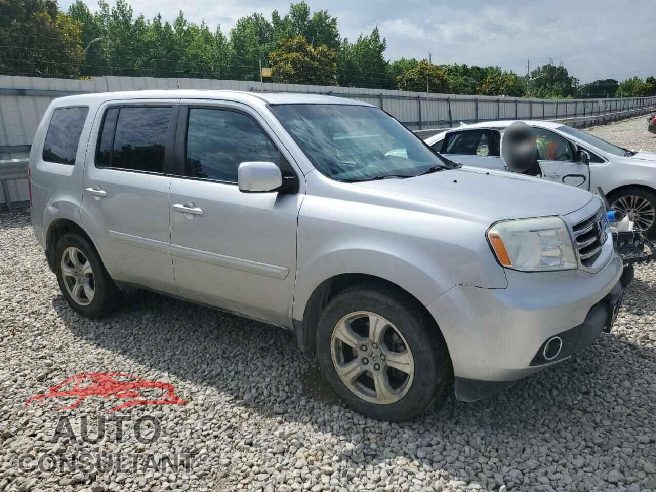 HONDA PILOT 2013 - 5FNYF3H69DB040421