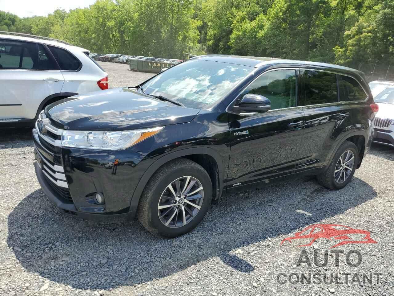 TOYOTA HIGHLANDER 2018 - 5TDJGRFH1JS038904