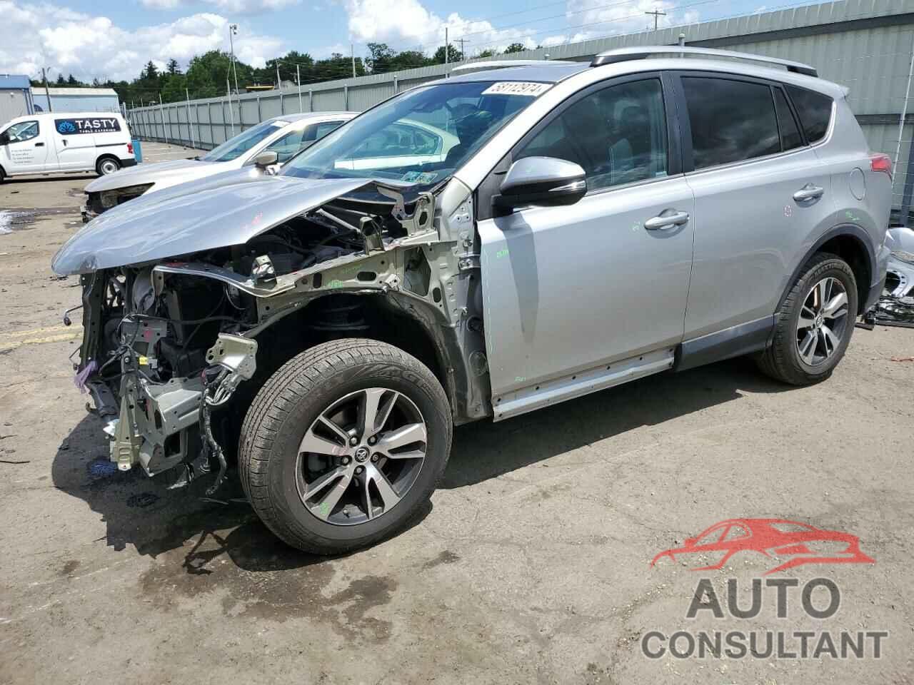 TOYOTA RAV4 2018 - 2T3RFREV6JW714551