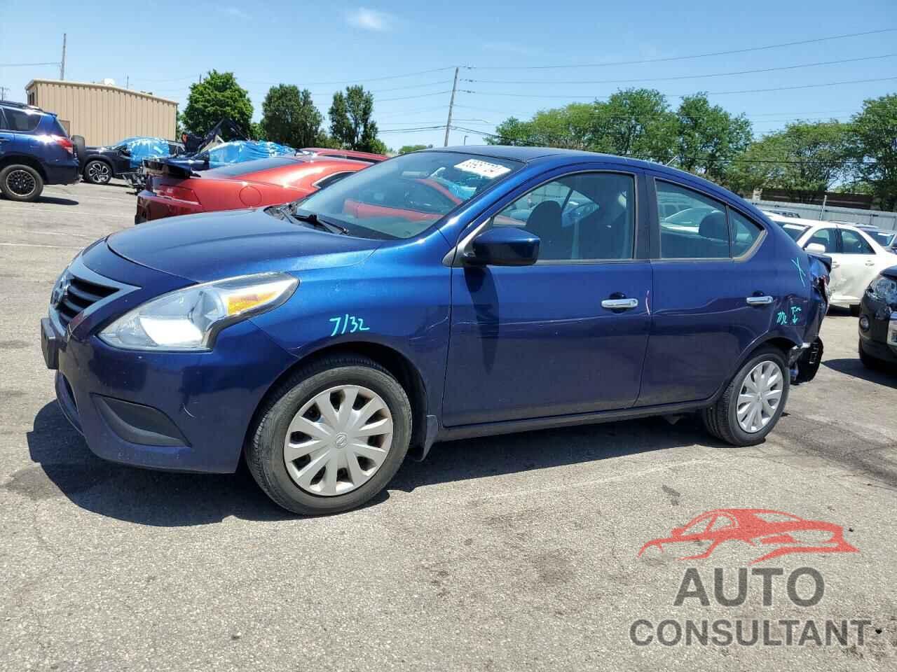 NISSAN VERSA 2018 - 3N1CN7AP5JL867453