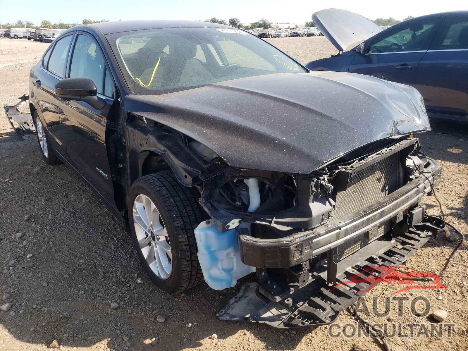 FORD FUSION 2019 - 3FA6P0LU4KR272256
