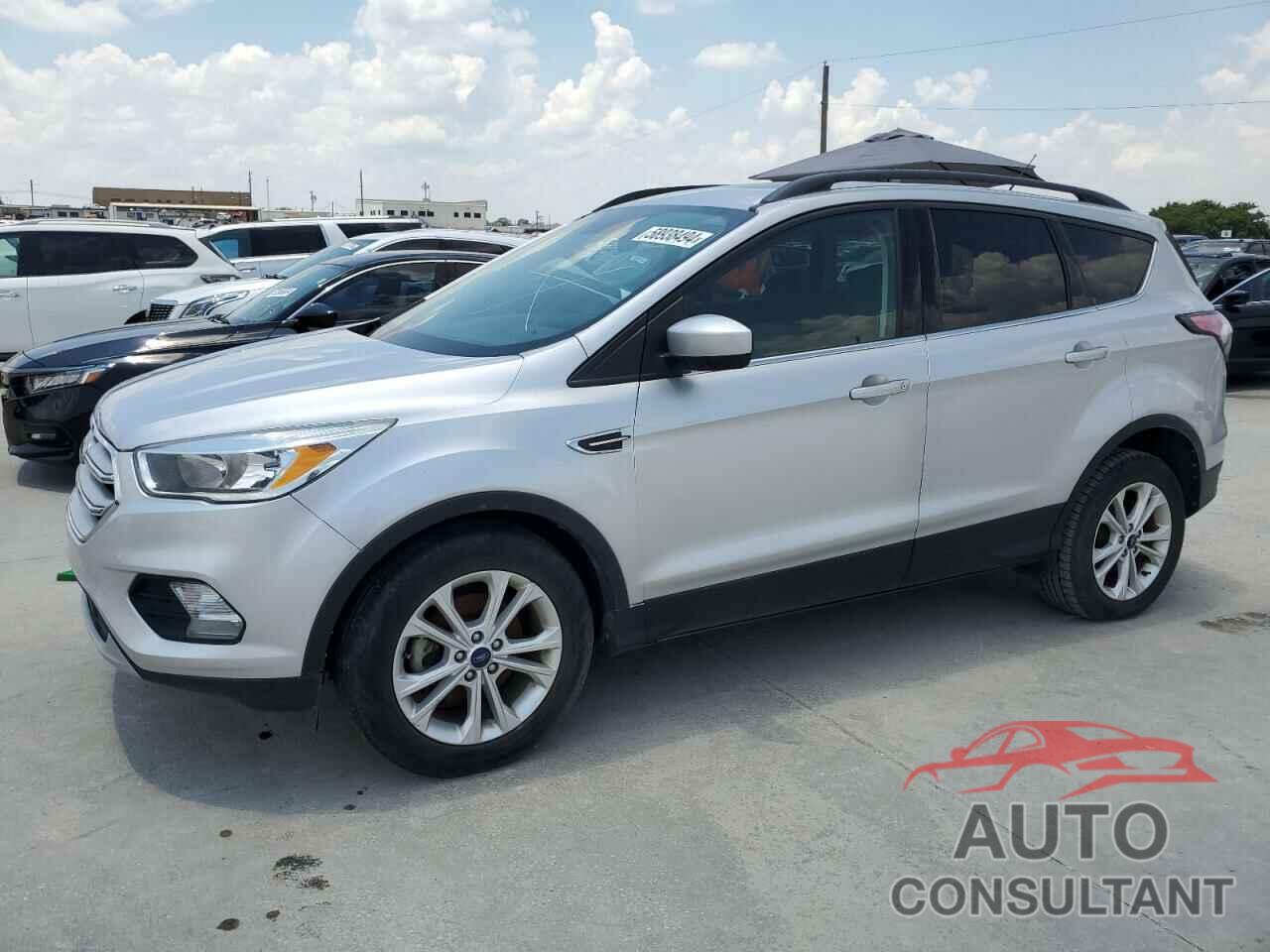 FORD ESCAPE 2018 - 1FMCU0GD0JUB75235