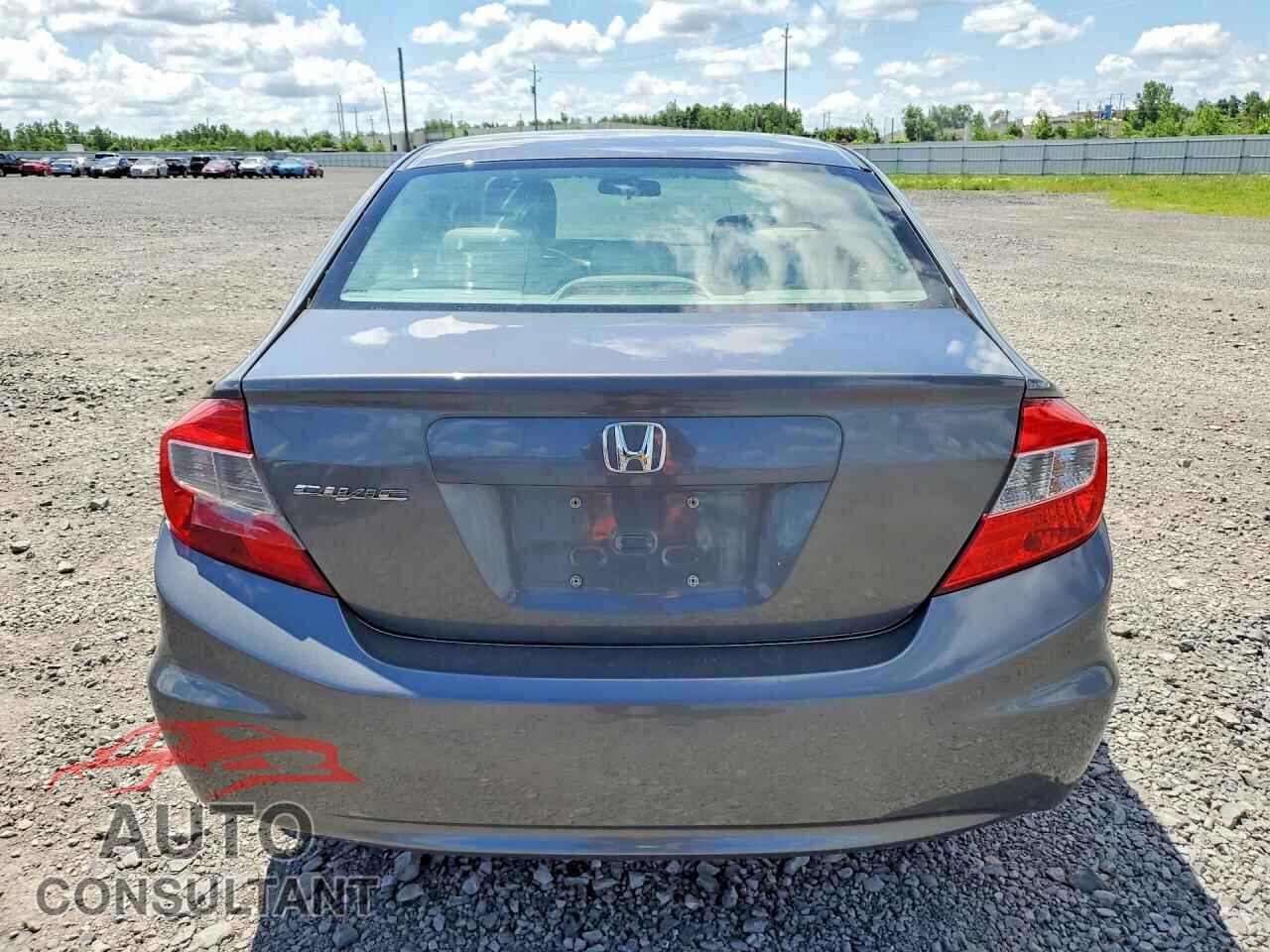 HONDA CIVIC 2012 - 2HGFB2E49CH017036