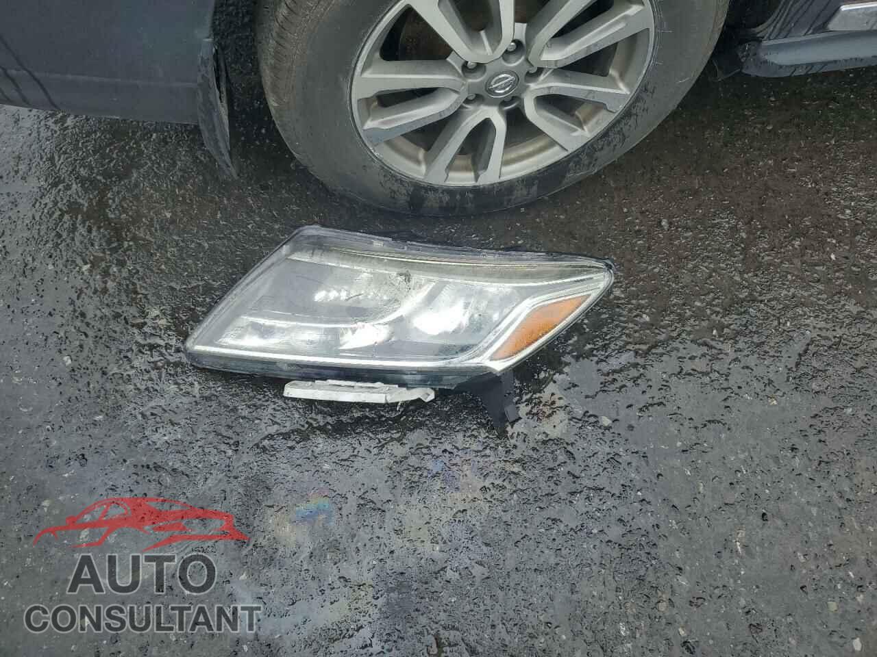 NISSAN PATHFINDER 2013 - 5N1AR2MM1DC609567