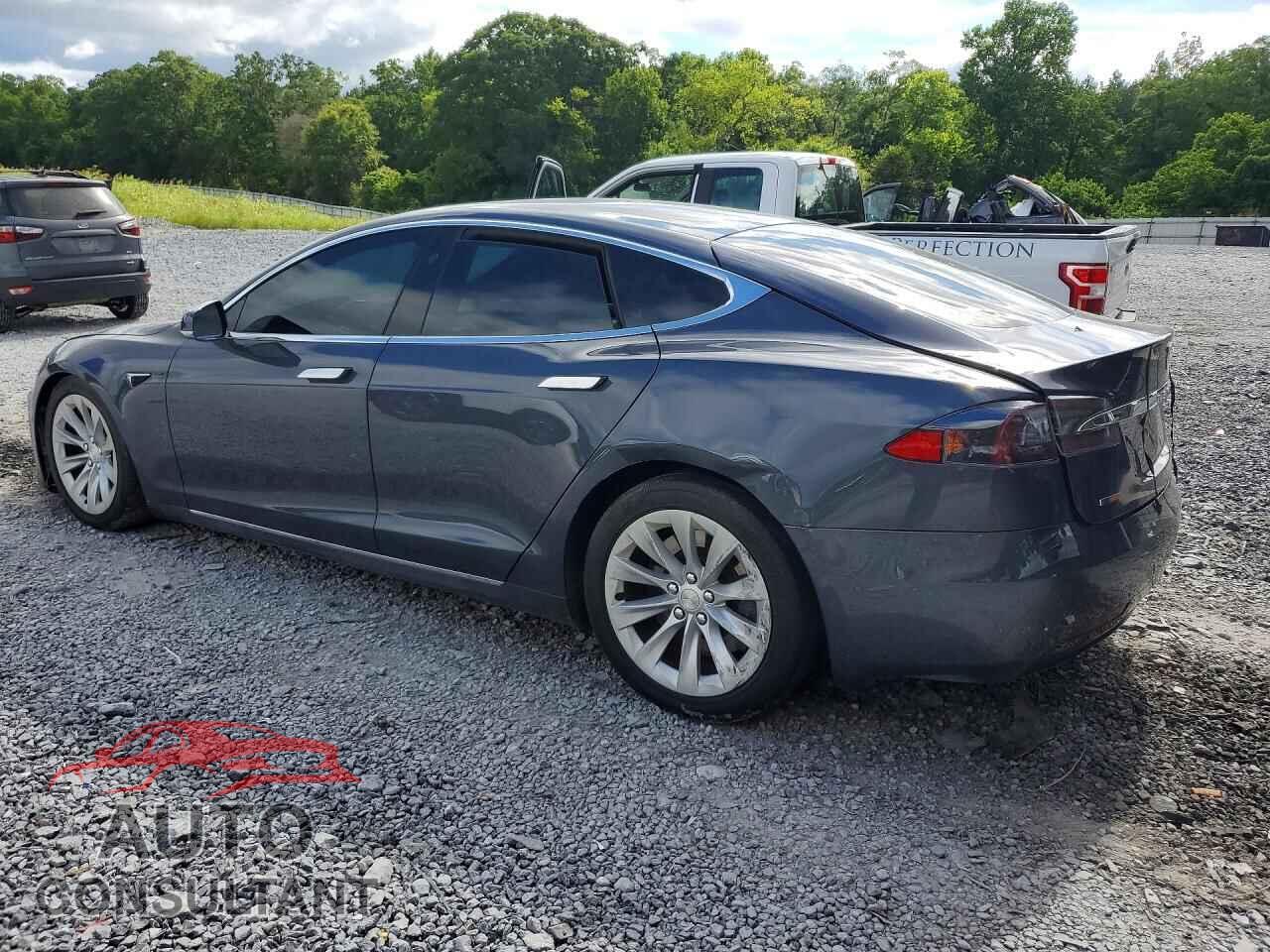 TESLA MODEL S 2019 - 5YJSA1E23KF333674