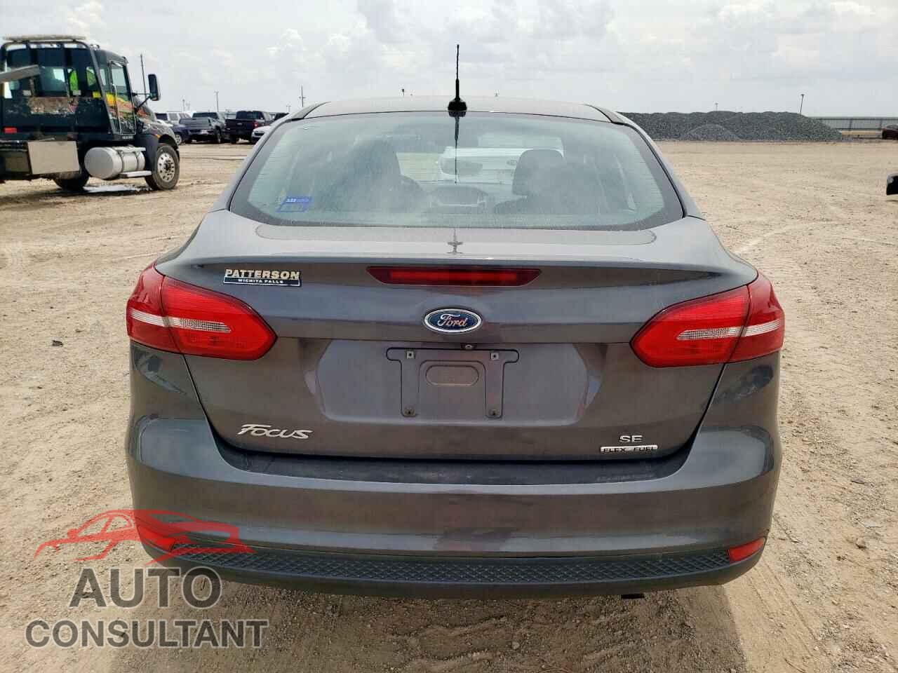 FORD FOCUS 2015 - 1FADP3F23FL205865