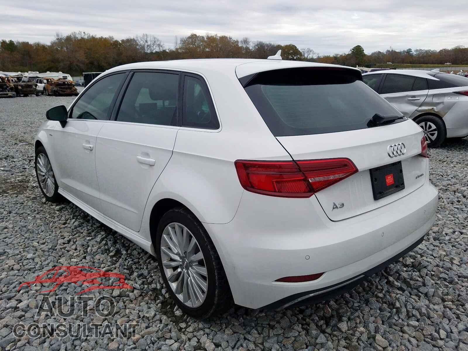 AUDI A3 2017 - WAUTPBFF2HA085197