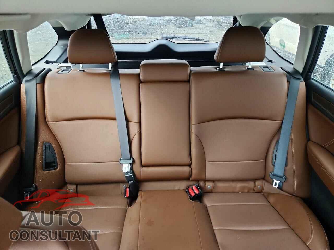 SUBARU OUTBACK 2017 - 4S4BSETC7H3407745