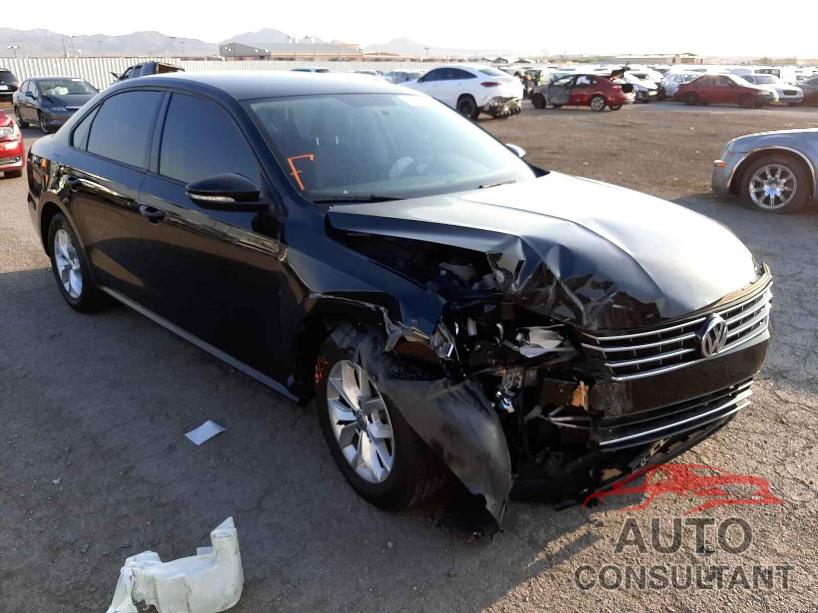 VOLKSWAGEN PASSAT 2018 - 1VWAA7A3XJC008123