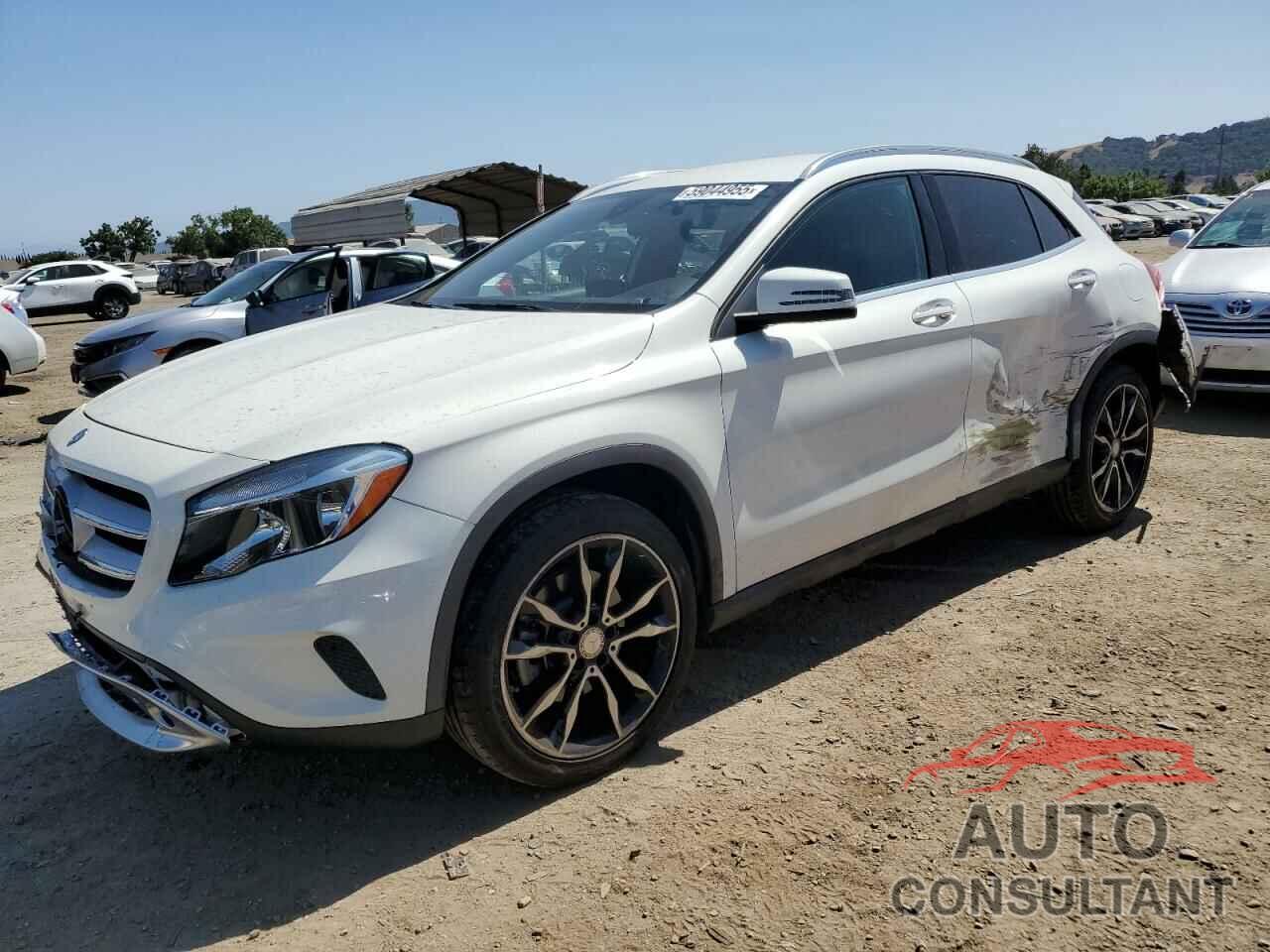 MERCEDES-BENZ GLA-CLASS 2016 - WDCTG4GB2GJ258882