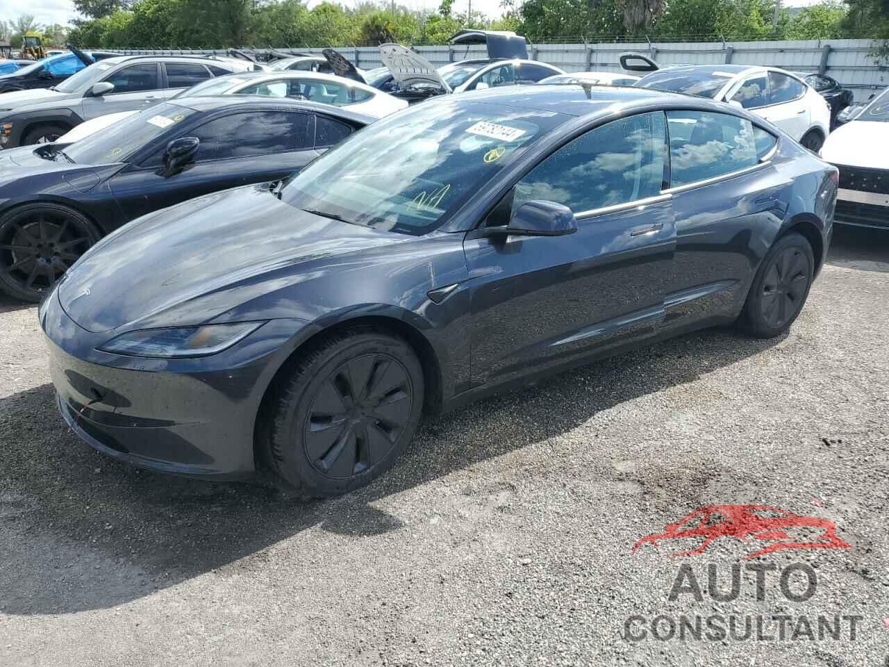 TESLA MODEL 3 2024 - 5YJ3E1EA5RF722715