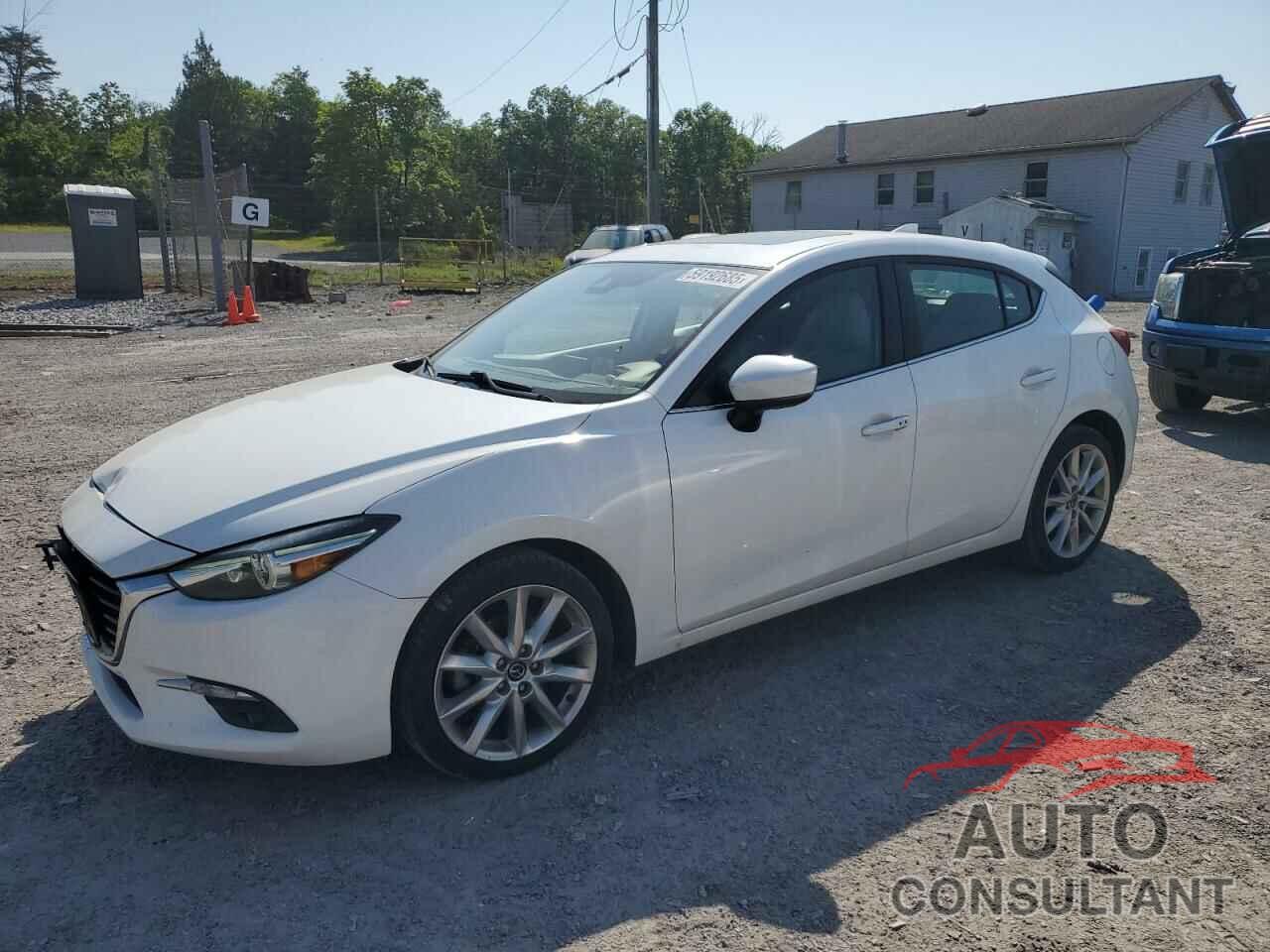 MAZDA 3 2017 - 3MZBN1M31HM136714