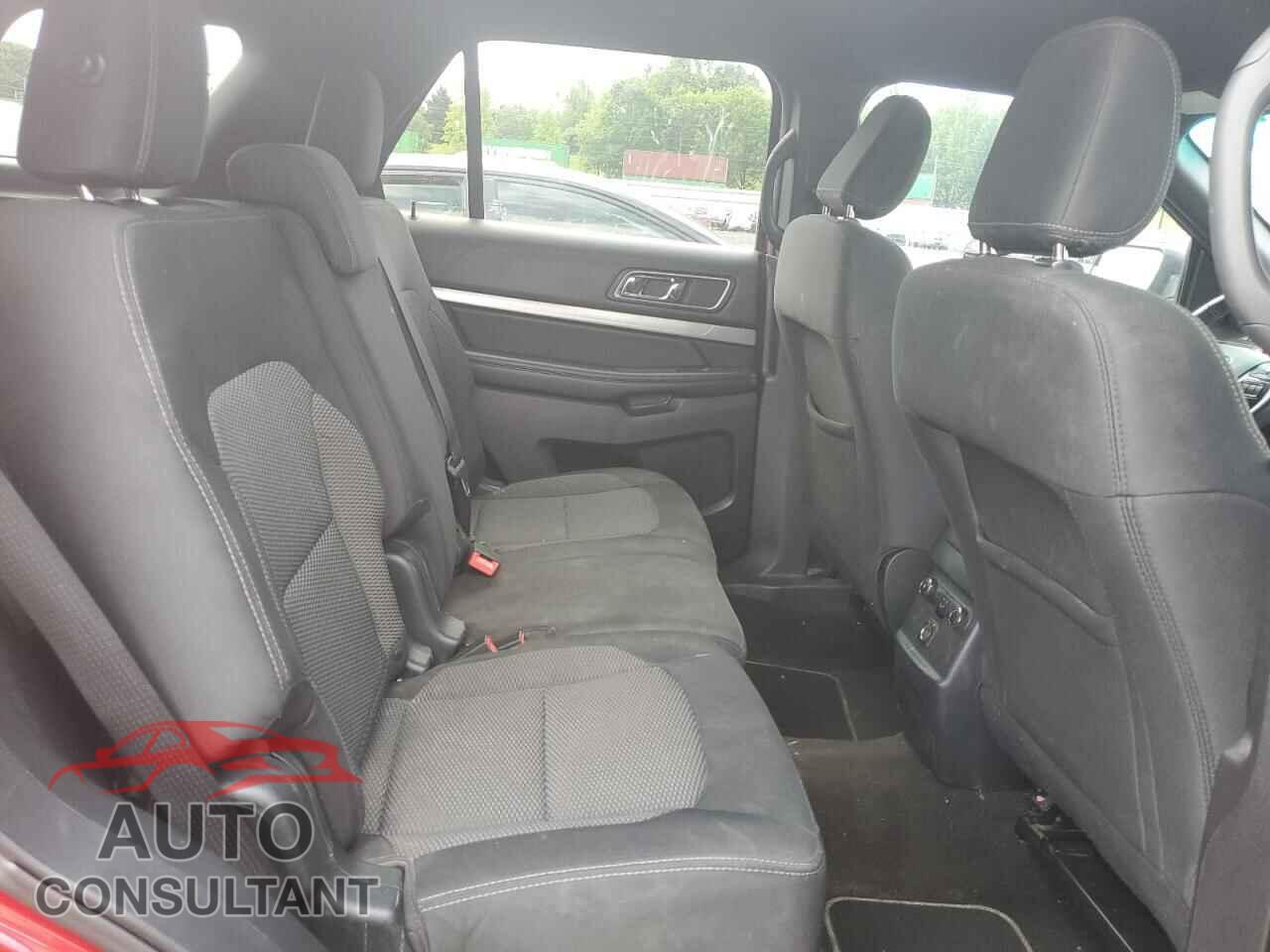 FORD EXPLORER 2018 - 1FM5K7D85JGB17165
