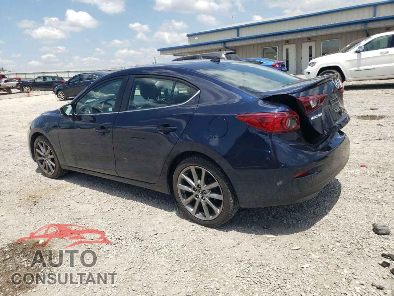 MAZDA 3 2018 - 3MZBN1V38JM264792