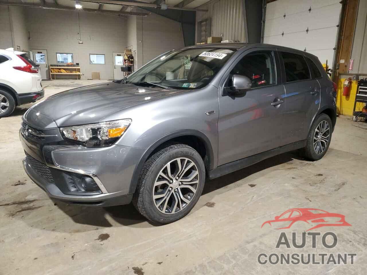 MITSUBISHI OUTLANDER 2018 - JA4AR3AU7JU018268