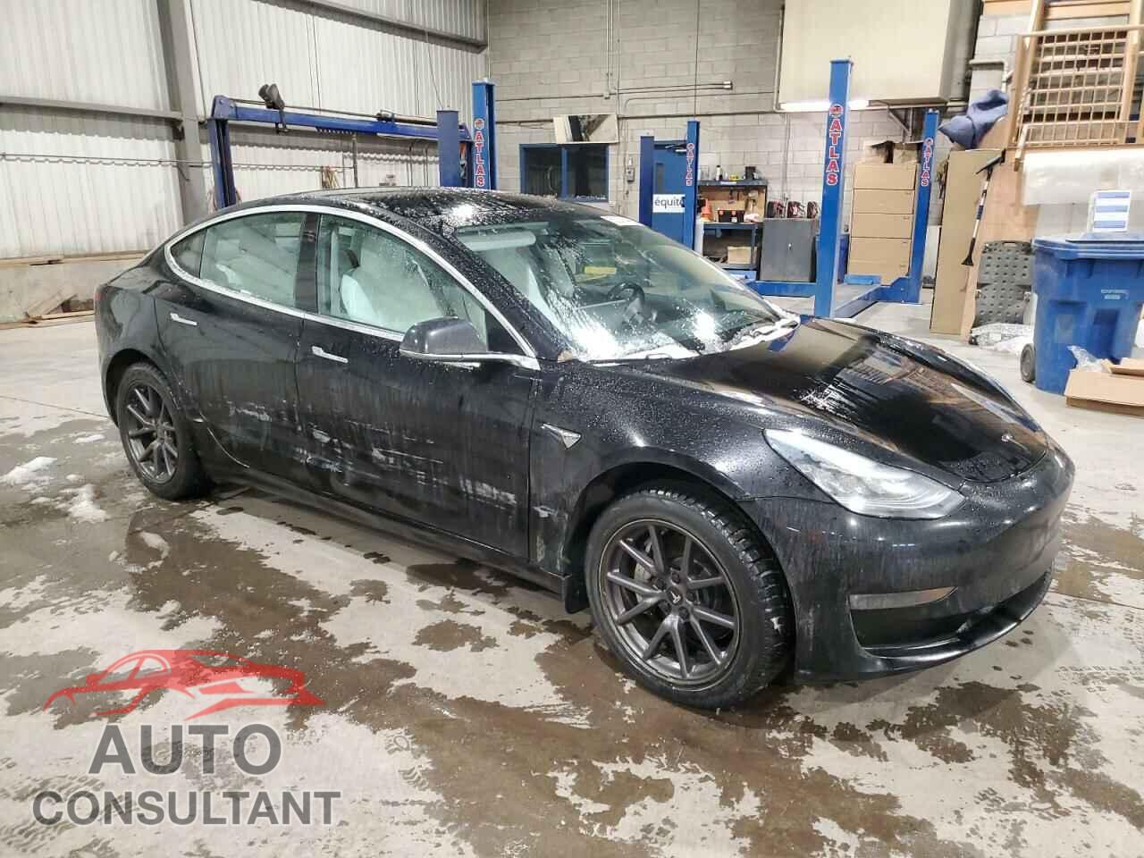 TESLA MODEL 3 2019 - 5YJ3E1EA9KF415439