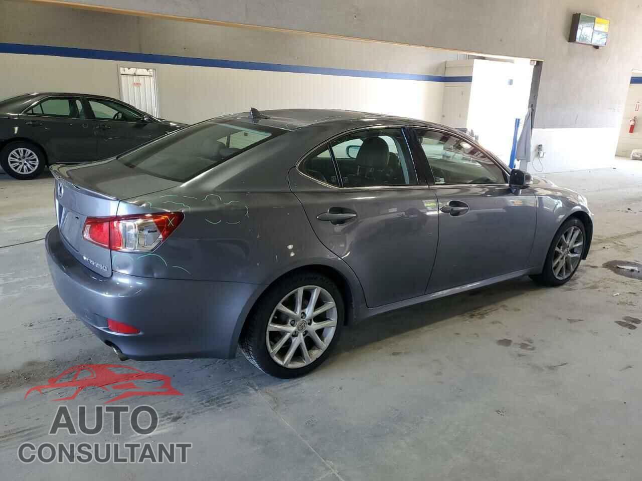 LEXUS IS 2012 - JTHCF5C2XC5054708