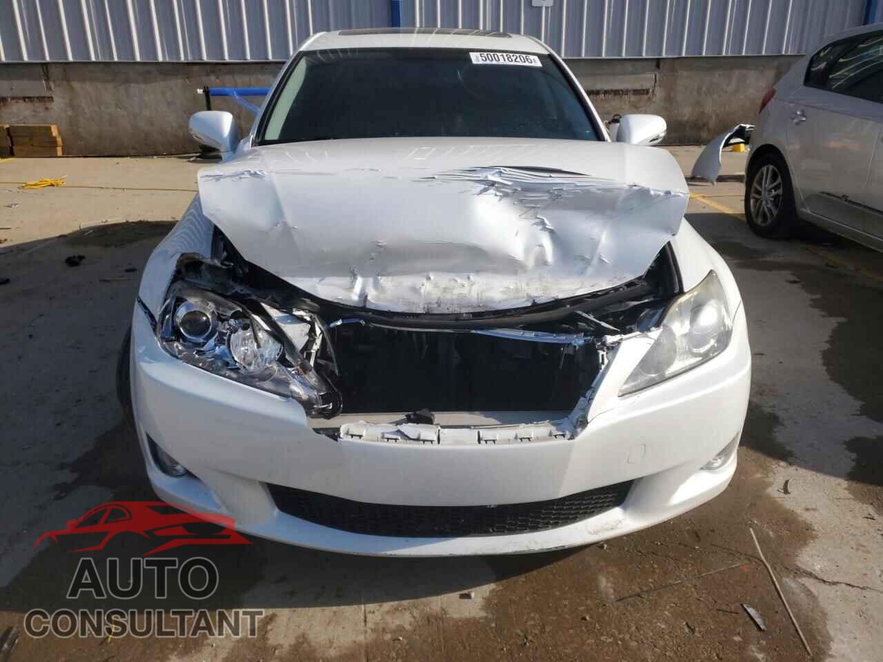 LEXUS IS 2010 - JTHCF5C20A5042175
