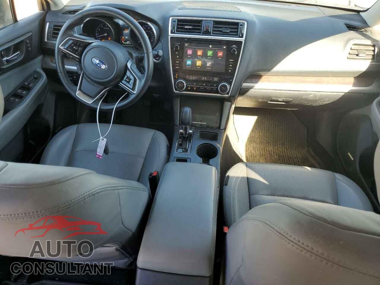 SUBARU OUTBACK 2018 - 4S4BSANC7J3358977