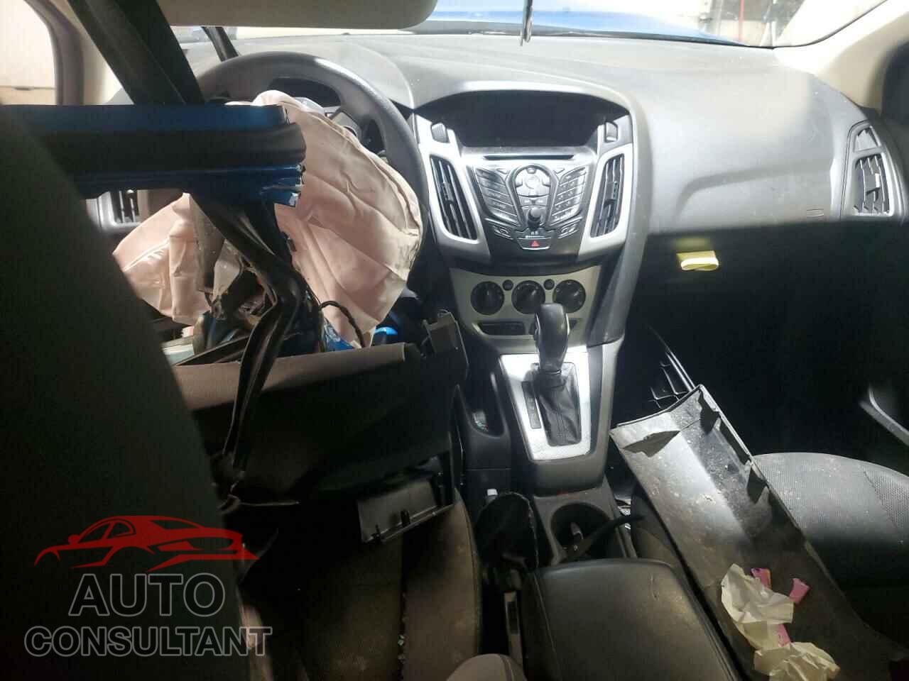 FORD FOCUS 2014 - 1FADP3F26EL156210