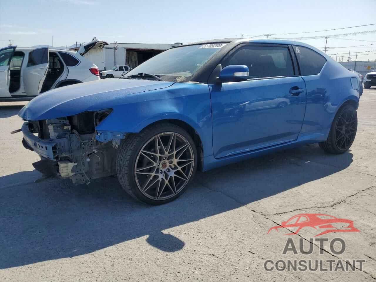 TOYOTA SCION 2015 - JTKJF5C76FJ000587