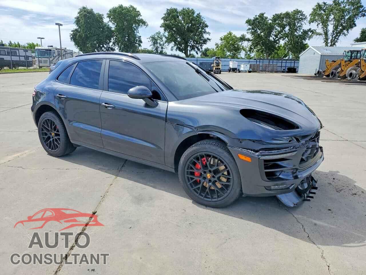 PORSCHE MACAN 2018 - WP1AG2A50JLB63557