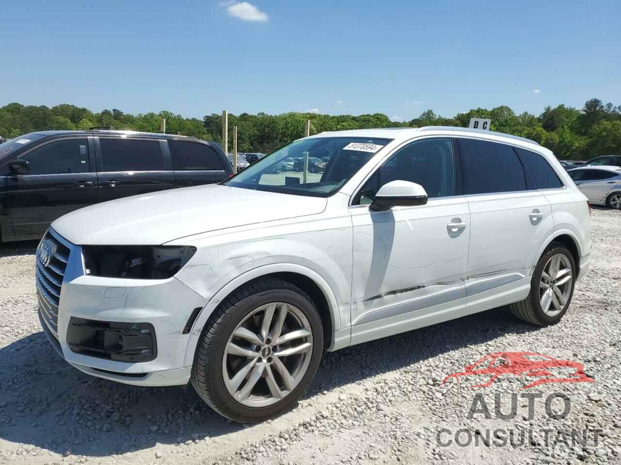 AUDI Q7 2018 - WA1VAAF79JD041082